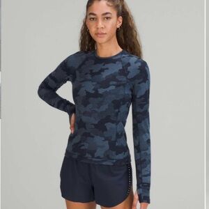 LULULEMON Blue Camo It's Rulu Run Fleece Long Sleeve Shirt Women's Size 4